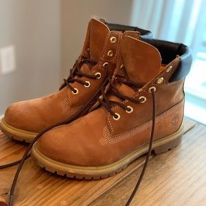 Women’s 8.5 Timberland Premium 6 in Waterproof Boot in Rust Nubuck